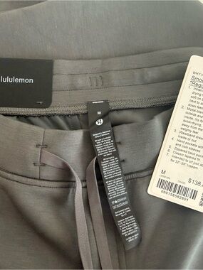 lululemon athletica Men's Charcoal Drawstring Joggers